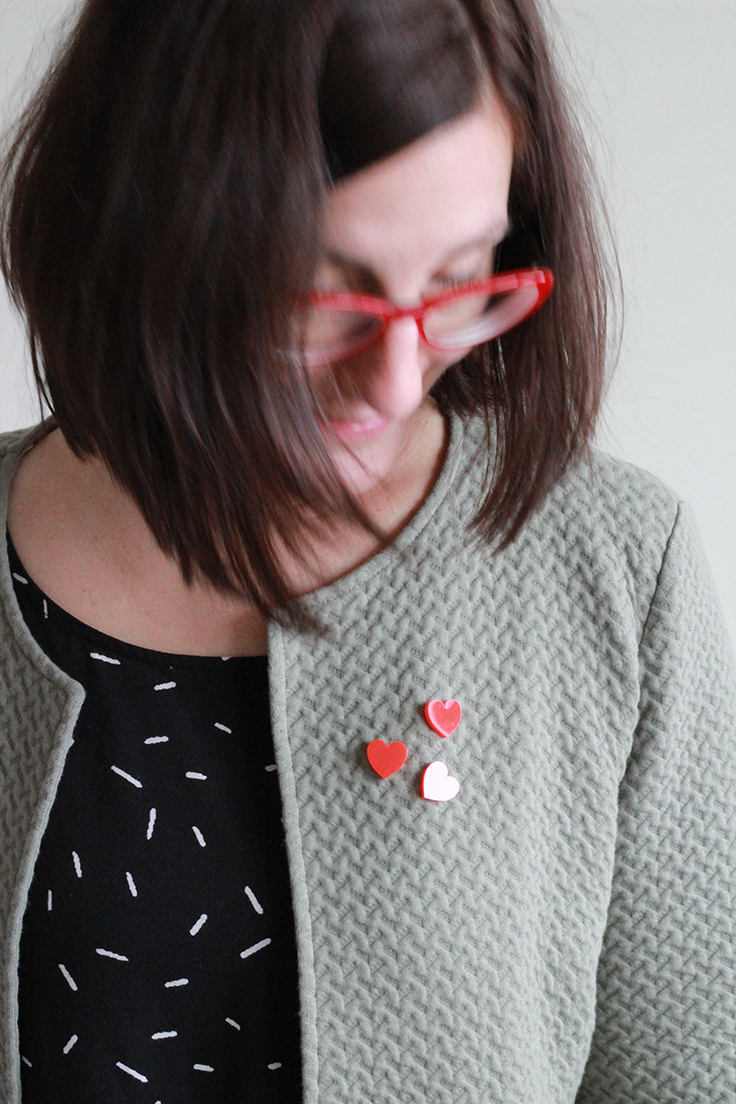 Trendy heart brooches by Pop-a-porter// the perfect little gift to make someone happy !