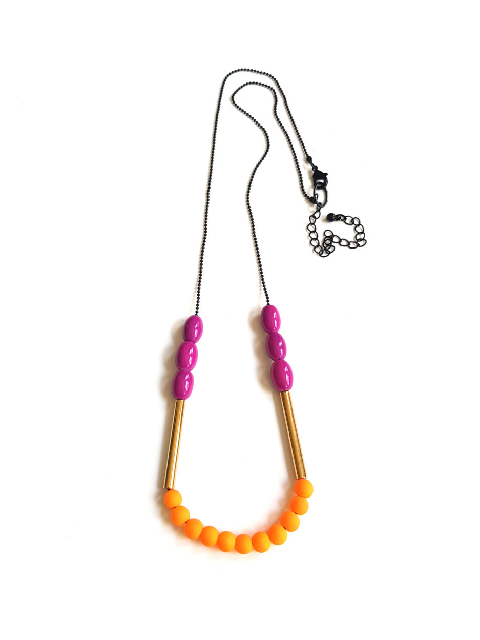 graphic necklace with purple & fluor beads by pop-a-porter
