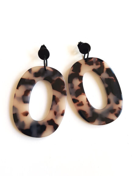 graphic tortoise beige pendant earrings by Pop-a-porter